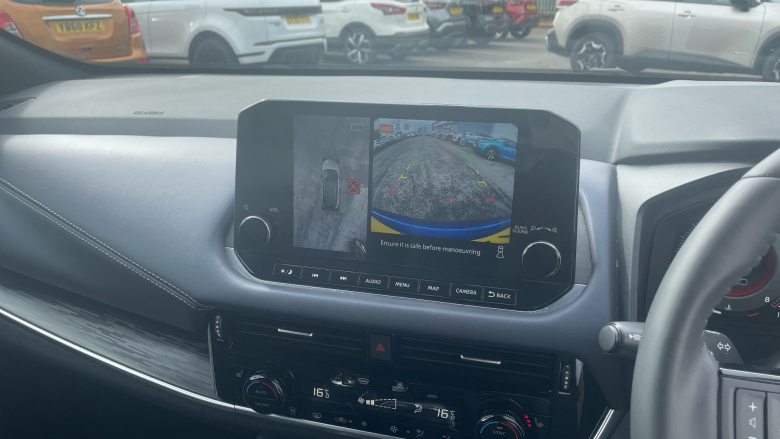 Nissan Qashqai 1.3 DiG-T MH Tekna 5dr Petrol Hatchback